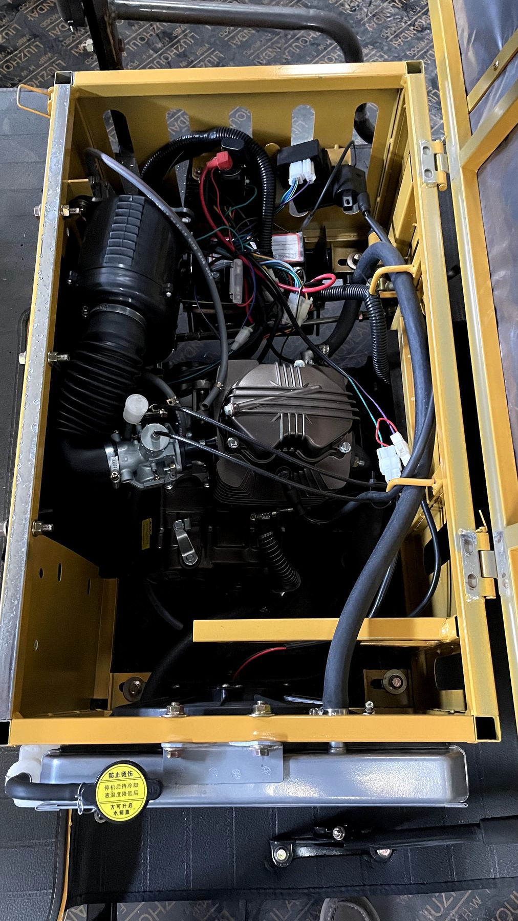 Fuel engine and service compartment detail