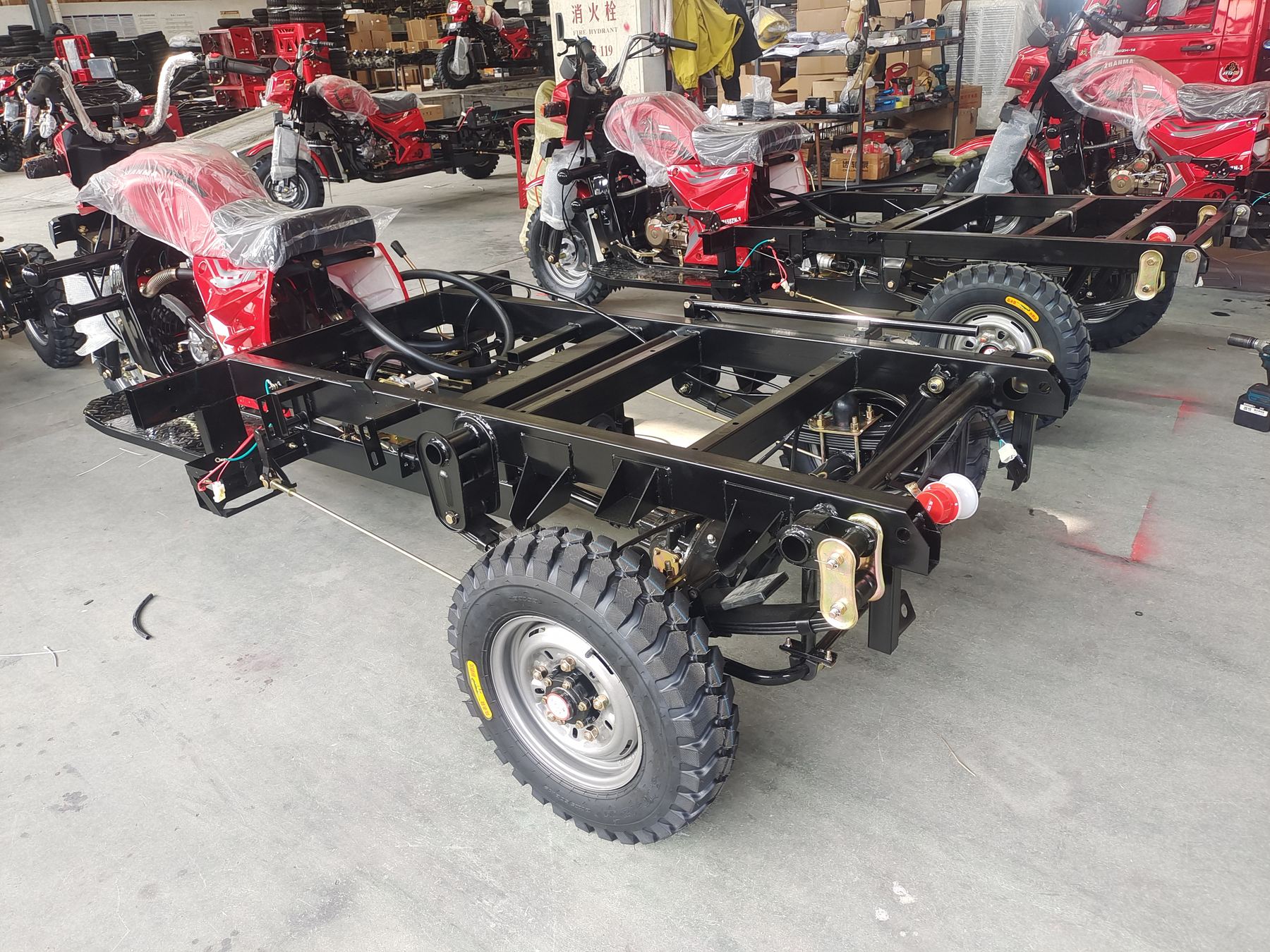 Semi-finished tricycle chassis under assembly